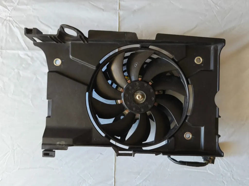 Electro ventilador Honda Africa 2021 Der.