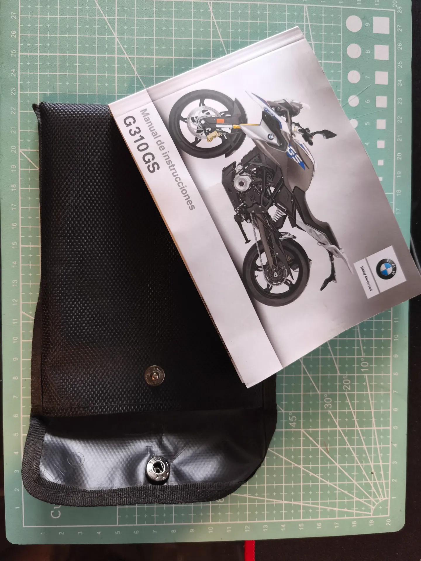 Manual con estuche G310gs (Usado)