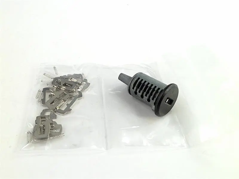 [51257698202] Kit de reparación de cilindros de cerradura