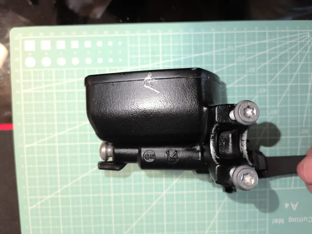 [32728563845 US] Bomba de freno Del. F850gs (Detalles)